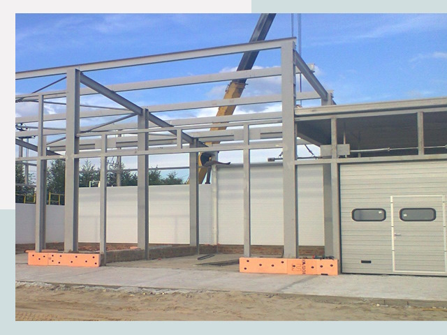 Строительство автосервисов от СтальСтрой-Крт по цене 626 руб.